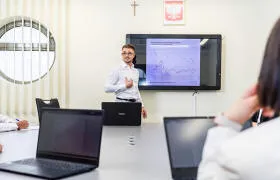 Academia de Științe Aplicate Wincenty Pol din Lublin Economie